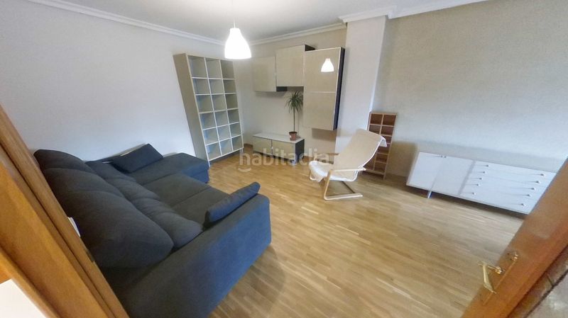 Foto cf100907-ef9a-497c-a6c9-cc790dd44217. Lloguer pis amb calefacció piscina a San Juan Bautista Madrid