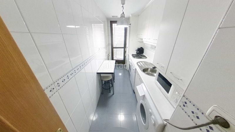 Foto 20a7a008-7c44-43ac-abee-e7bb25dd0769. Rent flat with heating parking pool in San Juan Bautista Madrid
