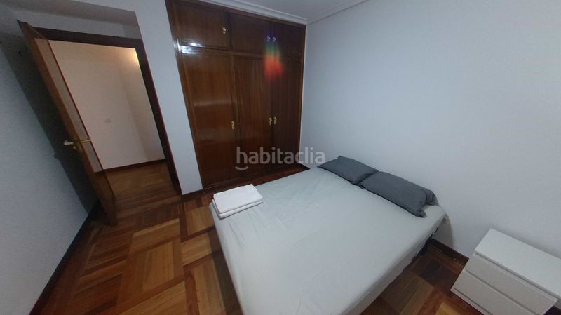 Foto d45cf5ba-0c7e-4524-85b6-6c62ecc45d24. Rent flat with heating in Pacífico Madrid