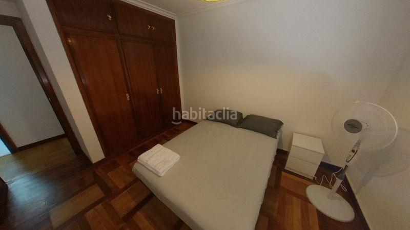 Foto f7e7b63a-267d-4583-94fd-77725aa52e78. Rent flat with heating in Pacífico Madrid