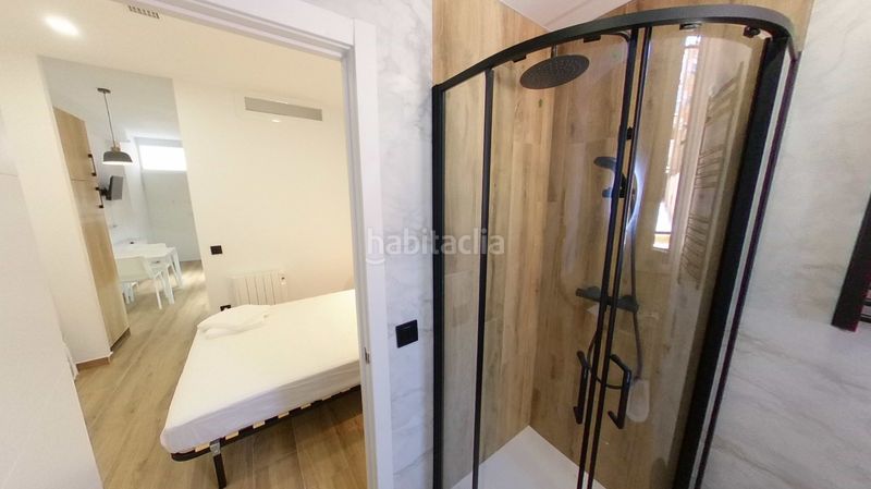 Foto 34d98496-d192-4924-86d1-74d5d67c9974. Rent flat with heating in Canillejas Madrid