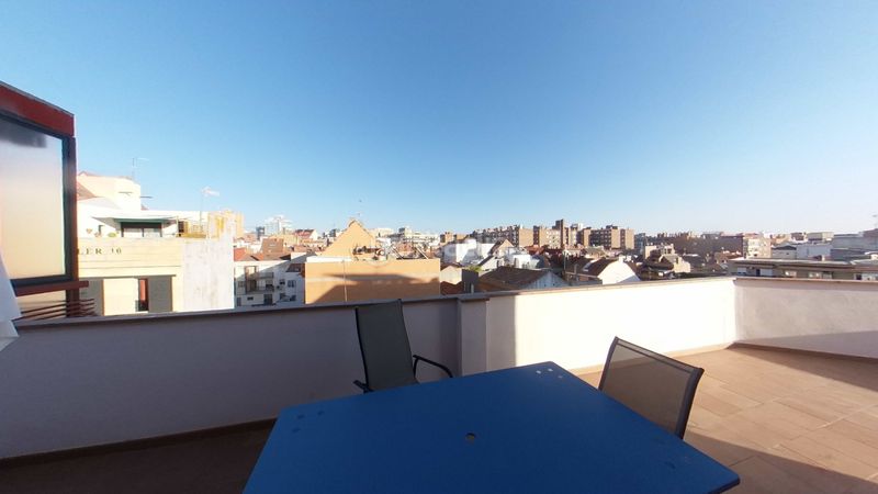 Foto 2512ce29-abbf-41e5-b504-1b2156e51ce8. Rent flat with heating in Valdeacederas Madrid