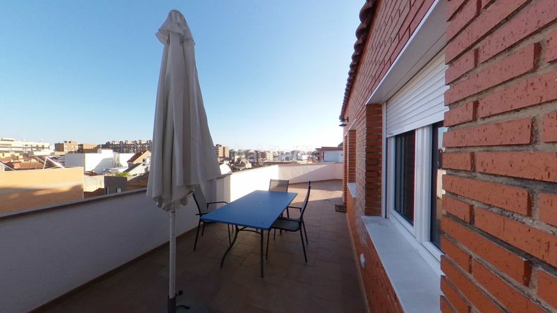 Foto 656f0042-c1ee-4065-9808-c75e39e62977. Rent flat with heating in Valdeacederas Madrid