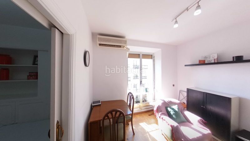 Foto 690e5edf-c6f2-46a2-892f-133662968940. Lloguer pis amb calefacció a Palos de Moguer Madrid