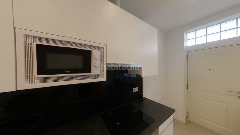 Foto f3cbd1bd-5f8c-405c-a73a-1a2e93b93117. Rent flat with heating in Pinar del Rey Madrid