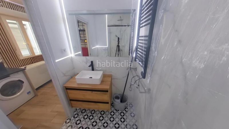 Foto a1c1b5a2-6664-4a72-ba32-a8daf468e015. Lloguer pis amb calefacció a Berruguete Madrid