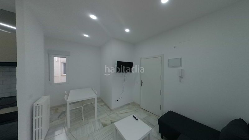 Foto 8db707a1-86b4-4a8a-ba81-a9c879096656. Lloguer pis amb calefacció a Guindalera Madrid