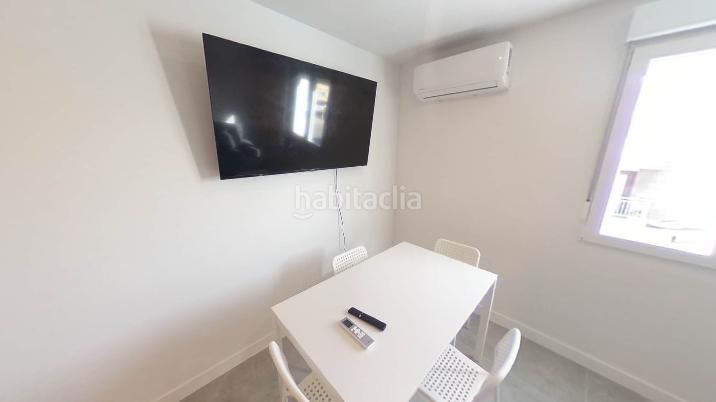 Foto 97bfa06d-087a-45cf-8c04-395028955b6c. Rent flat with heating in Casco Histórico de Barajas Madrid
