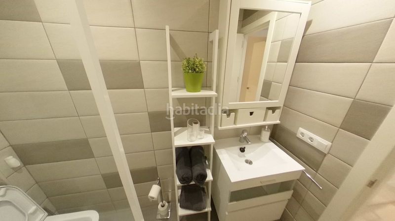 Foto 3025de6b-a9a6-4a5b-ab67-cdcecdd2bba5. Rent flat with heating in Acacias Madrid