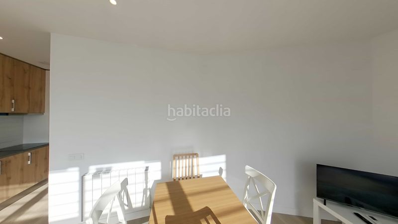 Foto b0cb8a56-5dc5-45ab-b5e3-17155909c3b7. Rent flat with heating in Lucero Madrid