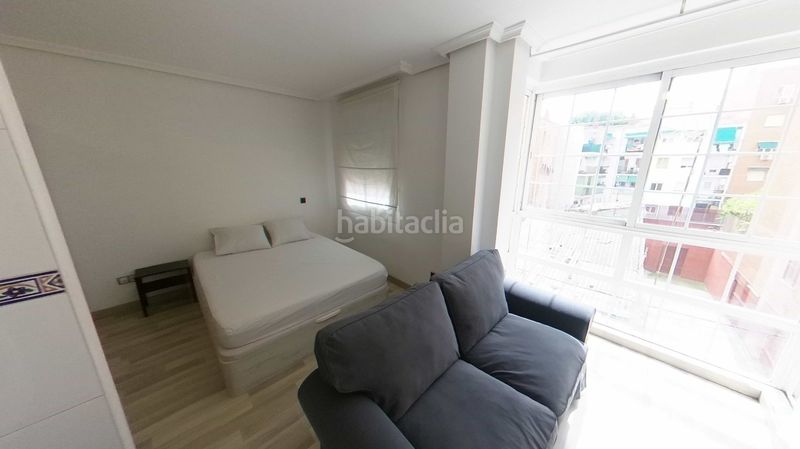 Foto 57154e2f-47ed-4e58-934c-278e0babb326. Rent flat with heating in Valdeacederas Madrid