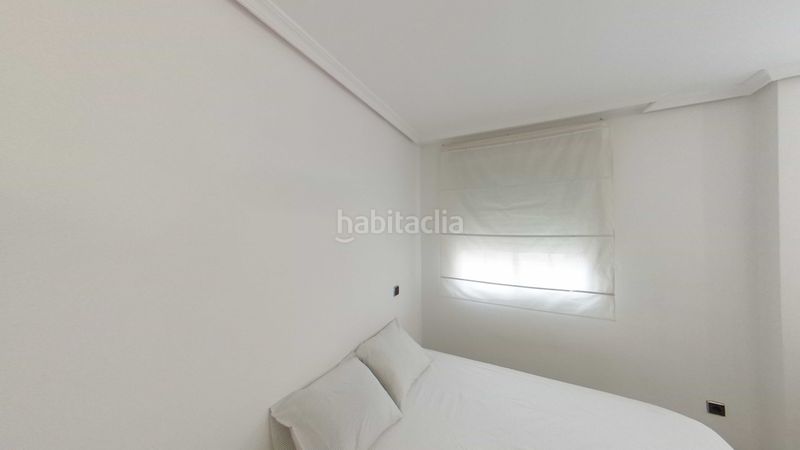 Foto 709aaee2-9b74-41ca-a849-9c59f73476c4. Rent flat with heating in Valdeacederas Madrid