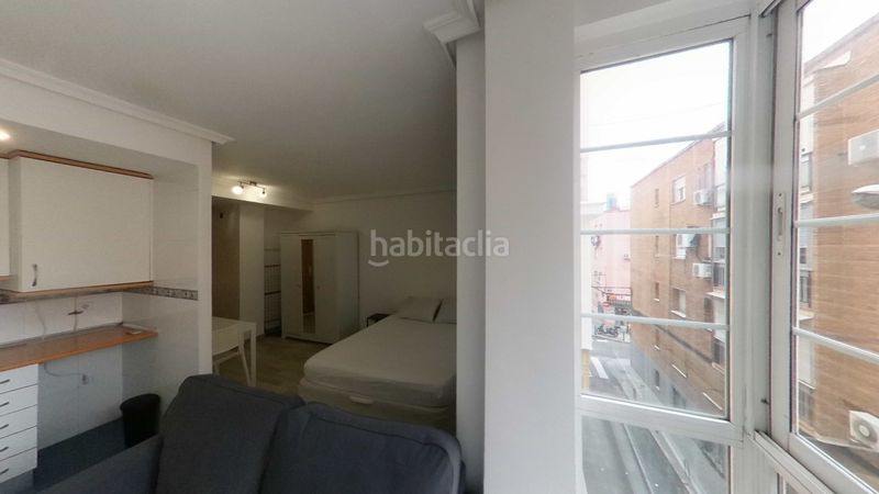 Foto f3c8010c-6566-43a5-b715-7a6c8e19f372. Rent flat with heating in Valdeacederas Madrid