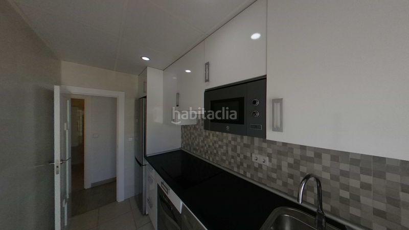 Foto b570220d-cc70-4216-ae0a-58f9feefb42c. Rent flat with heating in San Isidro Madrid