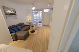 Miete Etagenwohnung  Calle de santa julia. Estudio en alquiler en calle de santa julia 28, san diego, puent
