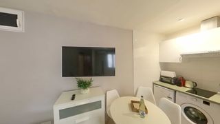 Etagenwohnung in Ronda de Valencia
