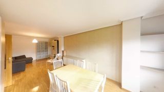 Location Appartement  Calle de rafael bergamín. Piso en alquiler en calle de rafael bergamín 12, san juan bautis