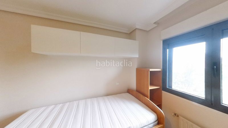 Foto b2c46e66-7560-4475-8629-f7a6824f953d. Lloguer pis amb calefacció piscina a San Juan Bautista Madrid