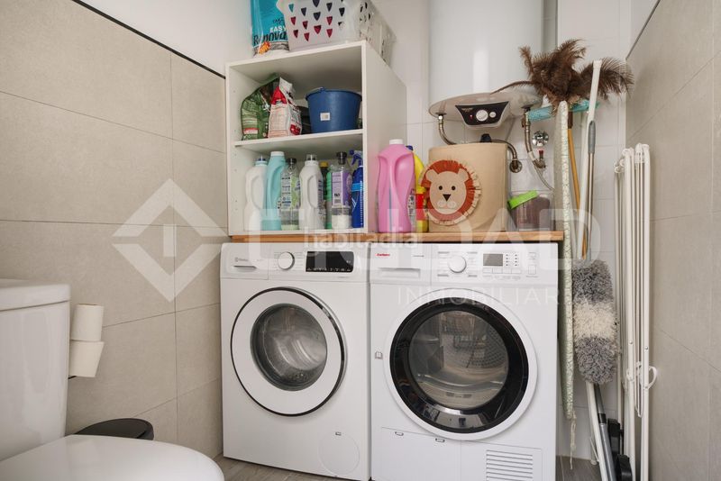 Foto 0c065da6-42d0-4d0b-a619-8baadecd982c. Casa amb aparcament a Carmona