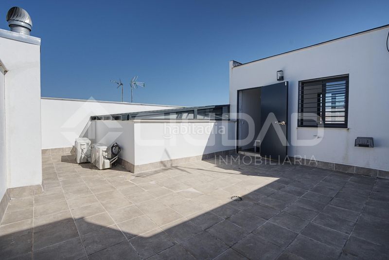 Foto 5956b85f-1055-4453-abf6-8af12f0988ab. Casa amb aparcament a Carmona