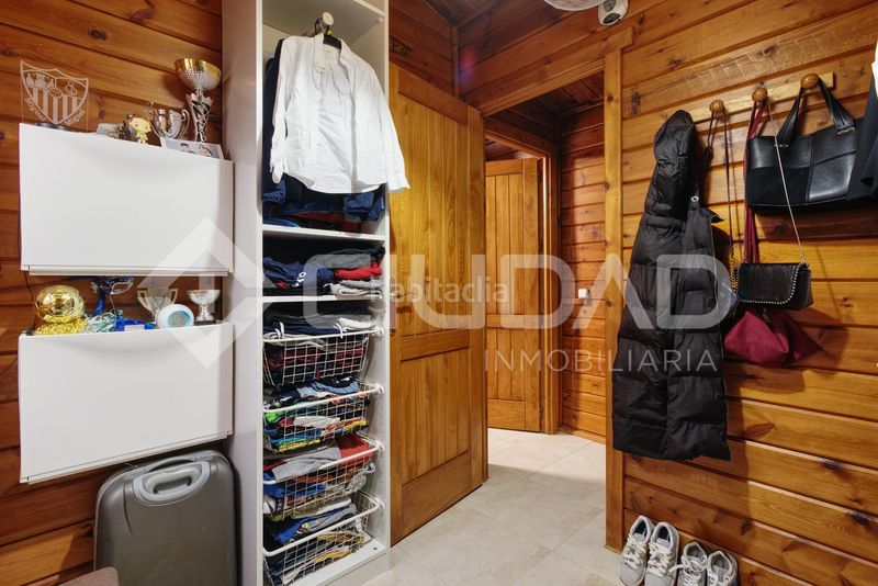 Foto 3d861d74-845e-44dd-a0c3-9871a4dda7a9. Xalet a Carmona