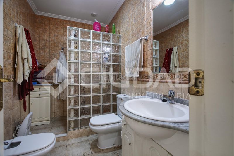 Foto 537a89df-5f83-4782-9a94-d72945c8d722. Xalet a Carmona