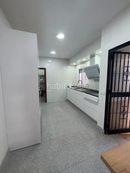Foto a31e8358-0c6d-4a87-951b-66ff2c0e1e12. Chalet avec parking dans Mairena del Alcor