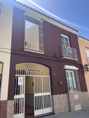 Haus  Calle nuestra señora del rocio. Casa adosada con sótano y porche para coche en el chorrillo