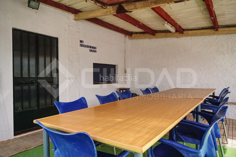 Foto ec470764-ec0c-4b8e-8dd4-a776e5b3ab8c. Xalet amb aparcament a Viso del Alcor (El)