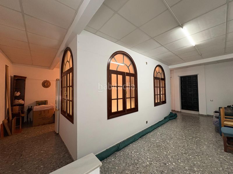 Foto 3c8d8629-6bec-438f-ab75-00f9d3c8ebdd. Casa amb aparcament a Mairena del Alcor