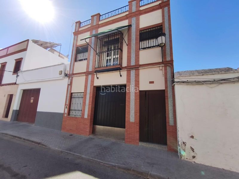 Foto 835513b4-f564-4461-9417-6e22afdeb2f4. Casa amb aparcament a Mairena del Alcor