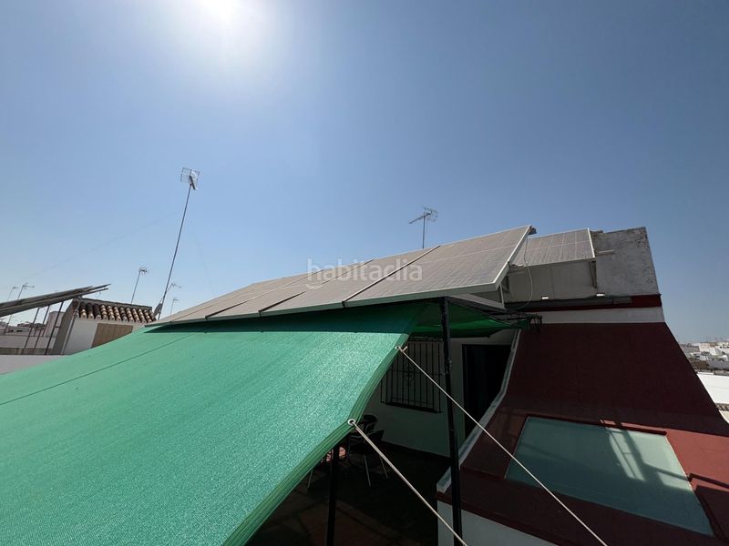 Foto ae7f2e2a-efe9-48c8-8b6c-b90c7ac93129. Casa amb aparcament a Mairena del Alcor
