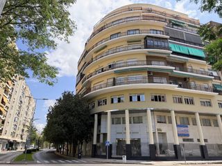 Flat  Avenida de cristobal colón. 295 m² en avenida de colón con 7 dormitorios, terraza perimetral