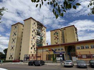 Piso en Valdepasillas - La Paz - Huerta Rosales. ?¡oportunidad en la paz con vistas al guadiana!