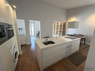 Piso  Calle melchor de évora. Piso reformado en casco antiguo con terraza comunitaria y posibi