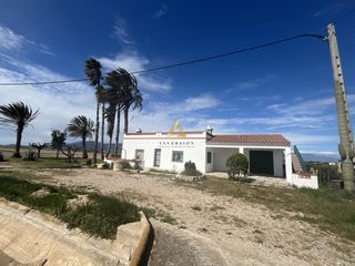 Chalet in Eucaliptus - Poble Nou del Delta. Ampostachalet