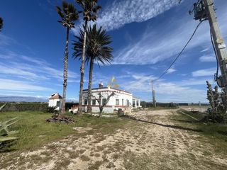 Chalet in Eucaliptus - Poble Nou del Delta. Ampostachalet