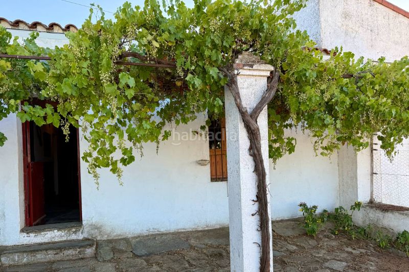 Foto c654f5e5-afb1-4c18-acaa-db0b8f295ac8. Finca rústica a Casco Antiguo Cáceres