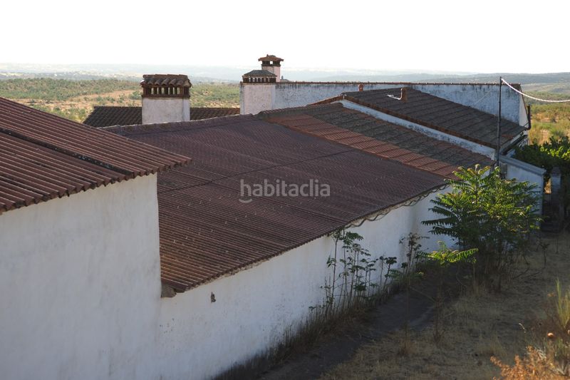 Foto c892df44-be56-4719-8bc0-7546bd0e937d. Finca rústica a Casco Antiguo Cáceres