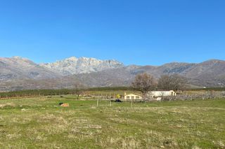 Landgut en Hervencias. Finca r�stica de 4ha cerca de candeleda