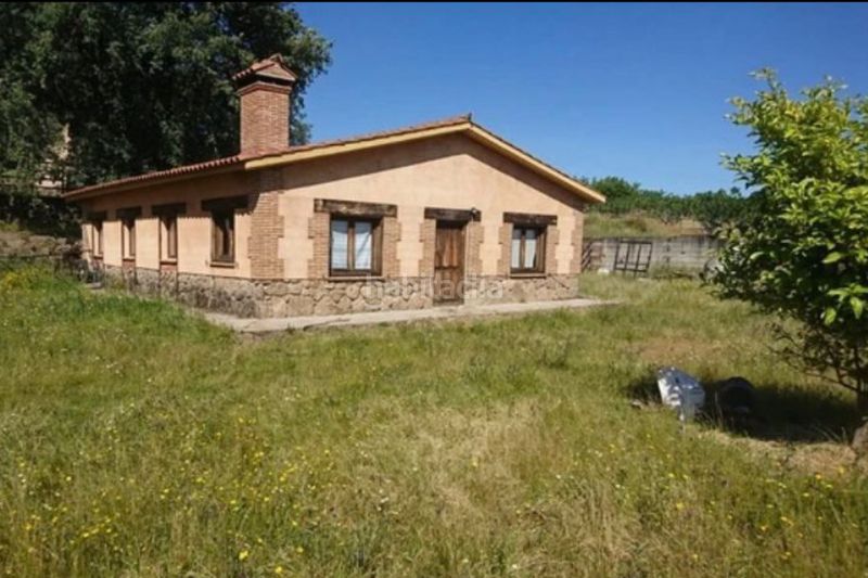 Foto eb12da1f-955e-4d66-bc2e-96cbd2271121. Finca rústica a Hervencias Ávila