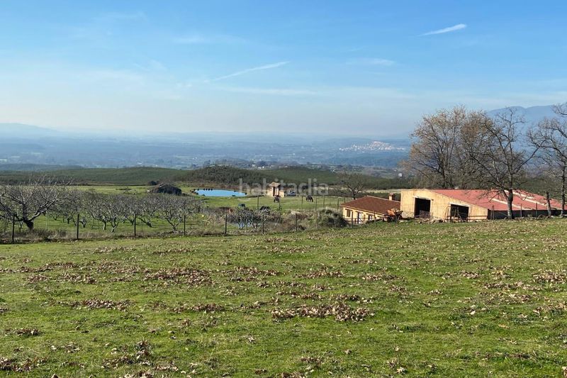 Foto f8d9d038-0327-45be-b554-879ecad6de0e. Finca rústica a Hervencias Ávila