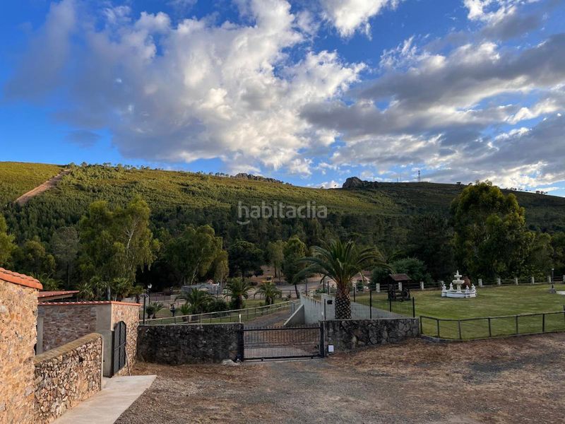 Foto 05eea596-b46f-4cc6-ba96-c25a4daafbaf. Finca rústica a Casco Antiguo Cáceres