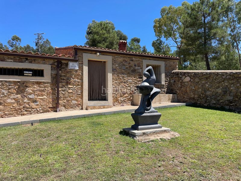 Foto 095f3de2-87a6-4bd8-8d63-72e67fa28b4b. Finca rústica a Casco Antiguo Cáceres