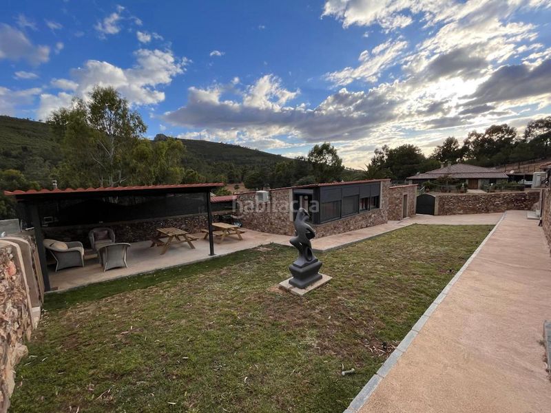 Foto 69c97d25-3662-40f1-9e03-33b7911eff9e. Finca rústica a Casco Antiguo Cáceres