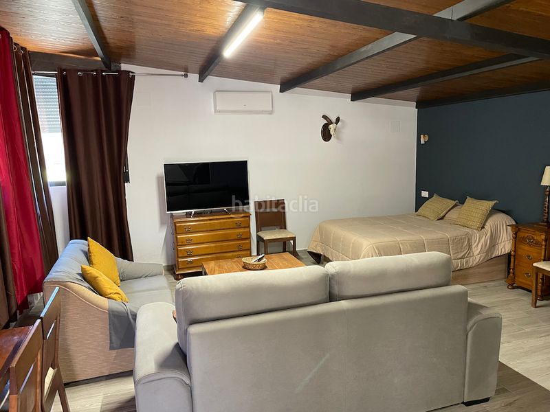 Foto ed85819f-e0e4-4e73-b3bc-2044df246002. Finca rústica a Casco Antiguo Cáceres