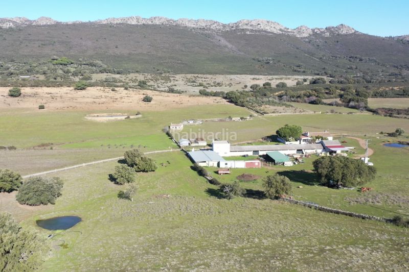 Foto e15d8695-6ff9-42fb-a256-c7c4f4c52ec2. Finca rústica a Puerto de Béjar