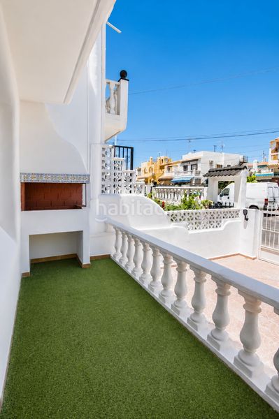 Foto f01d2999-7237-443a-a48e-8c5b554ed127. Casa adossada a San Agustín Alicante