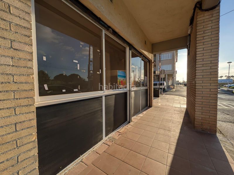 Foto 22d2bad9-f457-45e9-a63e-553f031bb4f8. Lloguer local comercial a Bonavista Vendrell (El)