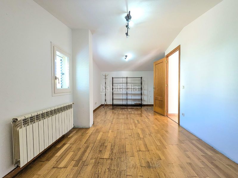 Foto 894ce67e-3f6a-45e0-8e0b-d4a03834fd03. Xalet amb aparcament a Bonastre